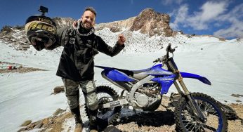 Pol Tarrés bate un nuevo récord y llega a 6.756 m de altura en moto