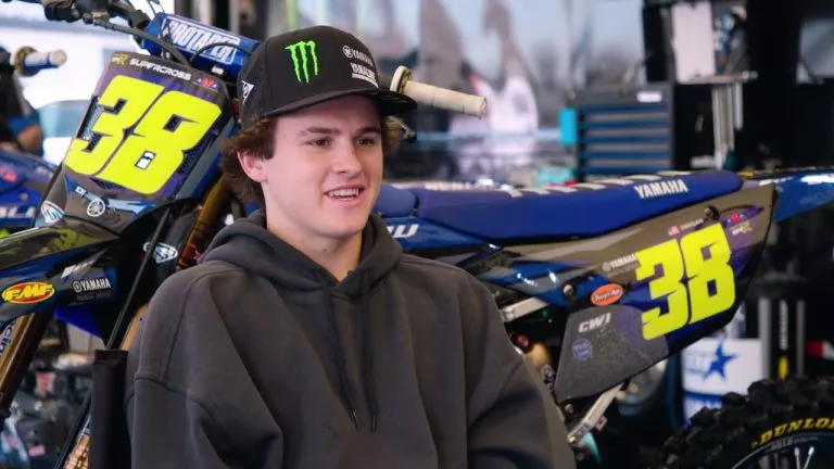 2025 Piloto destacado – Entrevista a Haiden Deegan en Glendale