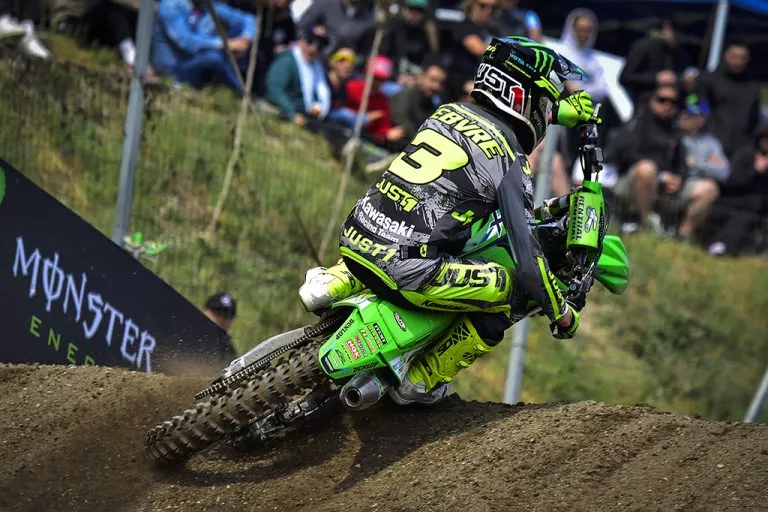 ¡LOS GANADORES DE LAS CARRERAS CLASIFICATORIAS, FEBVRE Y EVERTS, DOMINAN LAS PENDIENTES DEL MONSTER ENERGY MXGP DE TRENTINO!