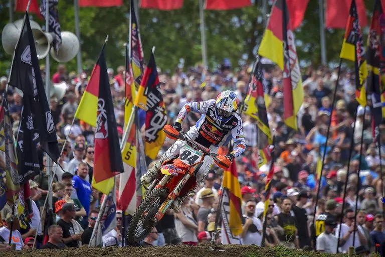 Triunfos de Teutschenthal para Herlings y Adamo en el MXGP de Alemania de Liqui Moly